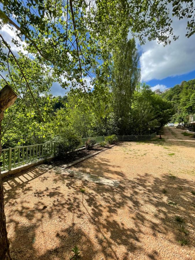 Hotel Le Moulin D'Olt Ла-Канурґ Екстер'єр фото